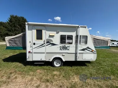 2005 Dutchmen Kodiak 160