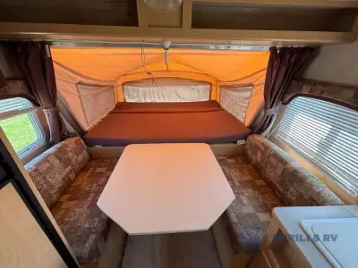 2005 Dutchmen Kodiak 160 photo 10