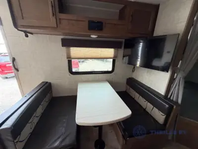 2020 Gulf Stream Conquest Special Edition Series 26BHG photo 13