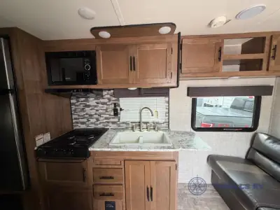 2020 Gulf Stream Conquest Special Edition Series 26BHG photo 10
