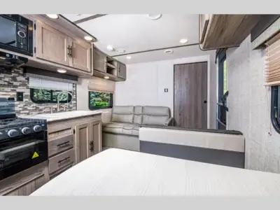 2020 Gulf Stream Conquest Special Edition Series 26BHG photo 28