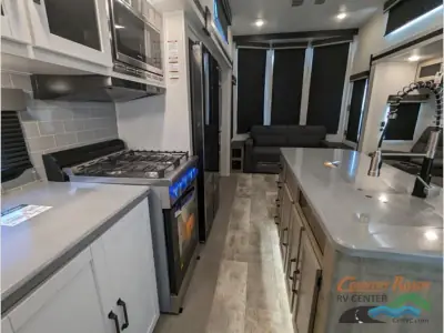 2026 Forest River Puma Vista 402LFT photo 17