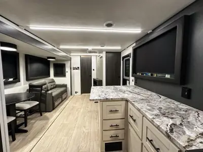2027 Shasta Rvs Shasta 30RKS photo 41