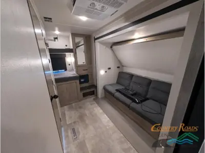 2024 Palomino Puma 32BH2B photo 22