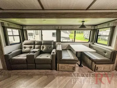 2022 Forest River Salem Hemisphere 270FKS photo 23