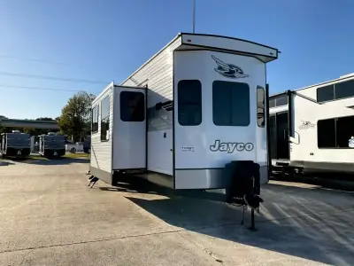2026 Jayco Jay Flight Bungalow 404LOFTDS photo 3