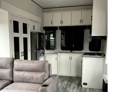 2026 Jayco Jay Flight Bungalow 404LOFTDS photo 9