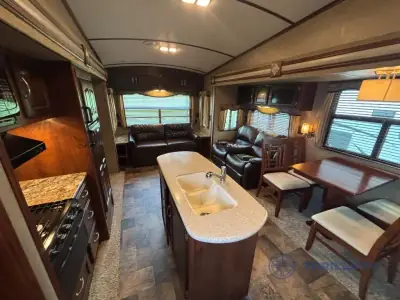 2014 Keystone Outback 296FRS photo 8