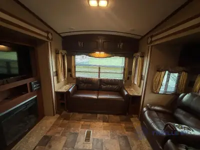 2014 Keystone Outback 296FRS photo 10