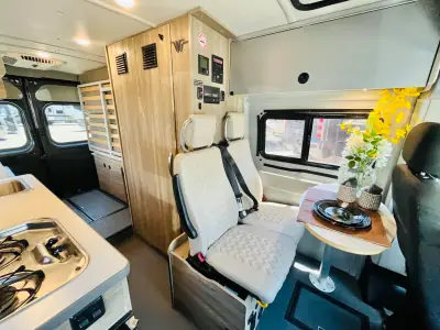 2023 Winnebago SOLIS 59PX photo 6