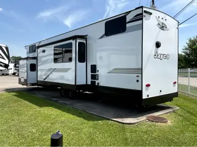 2026 Jayco Jay Flight Bungalow JayLoft photo 3
