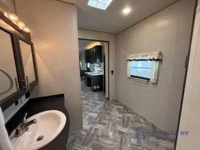 2025 Hl Enterprise premier HY38 photo 30