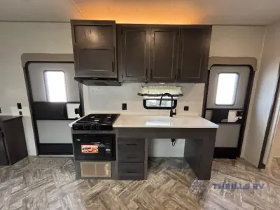 2025 Hl Enterprise premier HY38 photo 39