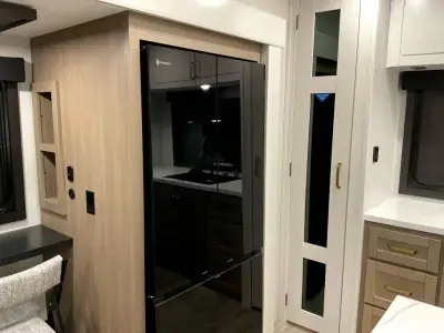 2026 Jayco Eagle 365UKTS photo 18