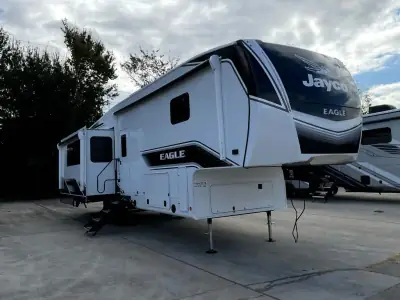 2026 Jayco Eagle 365UKTS photo 6