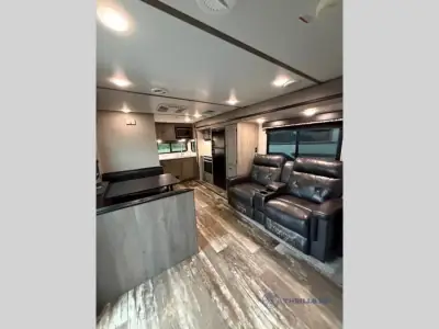 2020 Keystone Outback Ultra Lite 221UMD photo 46