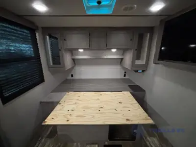 2020 Keystone Outback Ultra Lite 221UMD photo 14