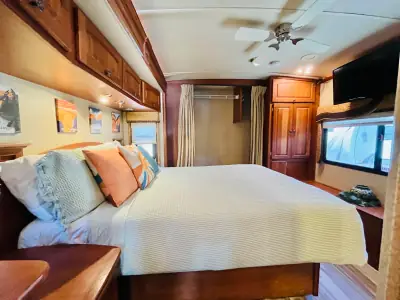 2007 Winnebago Vectra 40TD photo 20