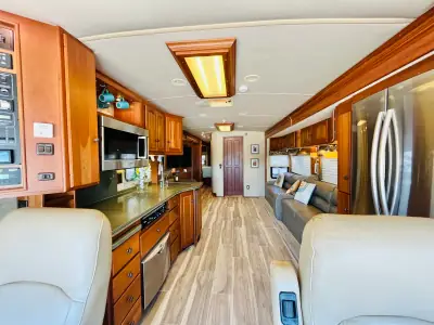2007 Winnebago Vectra 40TD photo 16