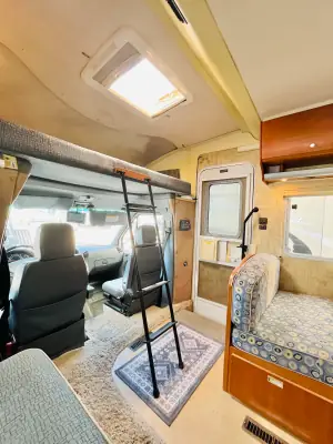 2006 Winnebago VIEW 23H photo 16