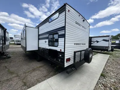 2027 Forest River Cherokee Grey Wolf 26KF photo 8