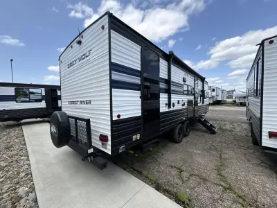 2027 Forest River Cherokee Grey Wolf 26KF photo 2