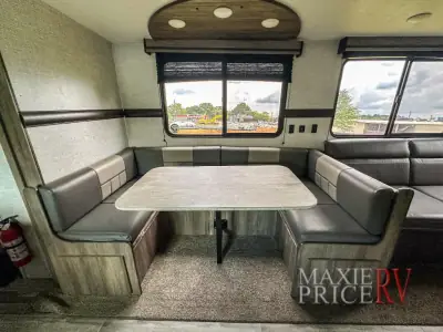 2023 Crossroads Zinger ZR333DB photo 18