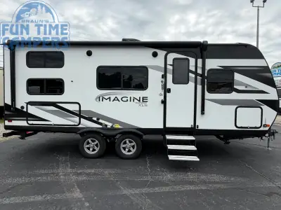 2022 Grand Design IMAGINE XLS 21BHE photo 10