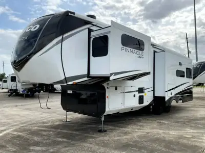 2026 Jayco Pinnacle 32RLTS photo 5