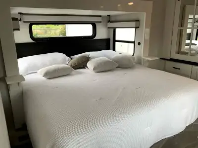 2026 Jayco Pinnacle 32RLTS photo 24