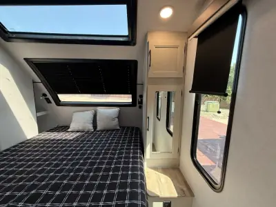 2027 Coachmen American Spirit 2457BH photo 55