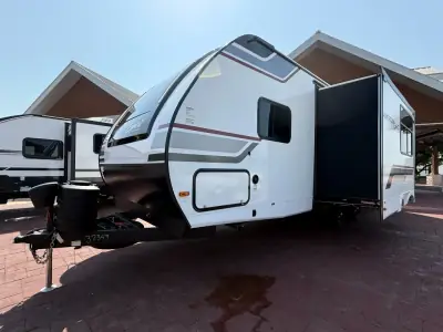 2027 Coachmen American Spirit 2457BH photo 8