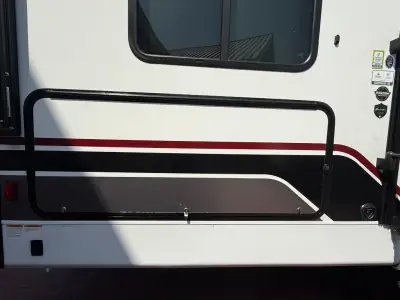 2027 Coachmen American Spirit 2457BH photo 65