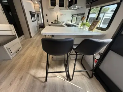 2027 Coachmen American Spirit 2457BH photo 15