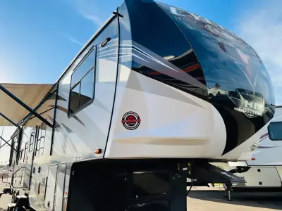 2019 Heartland CYCLONE CY 4101 KING