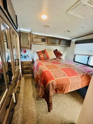 2019 Heartland CYCLONE CY 4101 KING photo 15