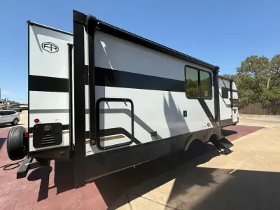 2027 Forest River Tracer 286RL photo 4