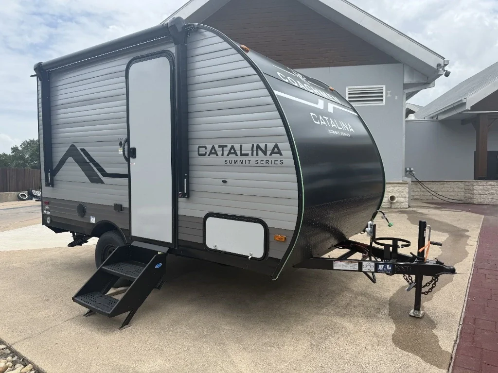 2027 Coachmen Catalina Summit Series 7 134RKX exterior