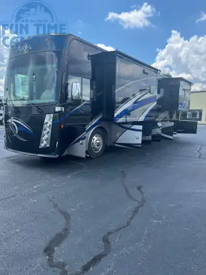 2019 Thor Motor Coach ARIA 3601 photo 3