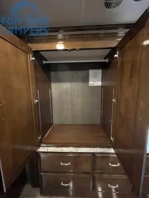 2019 Thor Motor Coach ARIA 3601 photo 55