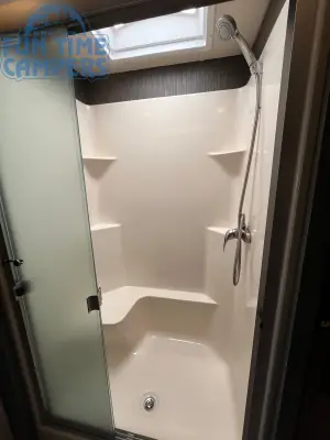 2019 Thor Motor Coach ARIA 3601 photo 42