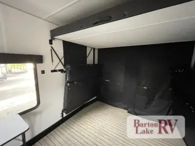 2021 Forest River Vengeance Rogue 29KS photo 12