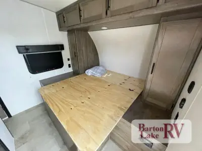 2021 Forest River Vengeance Rogue 29KS photo 26
