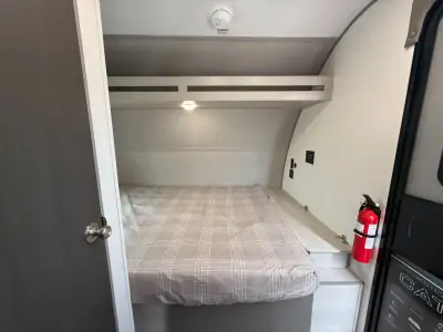 2027 Coachmen Catalina Summit Series 7 154RDX photo 11