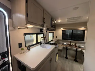 2027 Coachmen Catalina Summit Series 7 154RDX photo 19