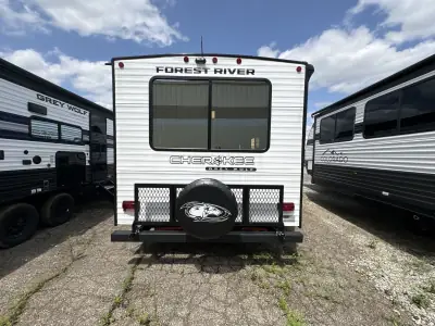 2026 Forest River Cherokee Grey Wolf 20RDSE photo 10