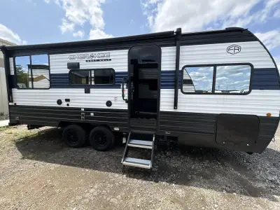 2026 Forest River Cherokee Grey Wolf 20RDSE photo 4