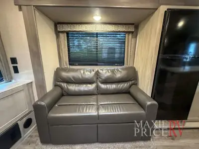 2022 Coachmen Catalina Legacy 333RETS photo 11
