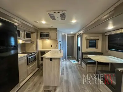 2022 Coachmen Catalina Legacy 333RETS photo 10
