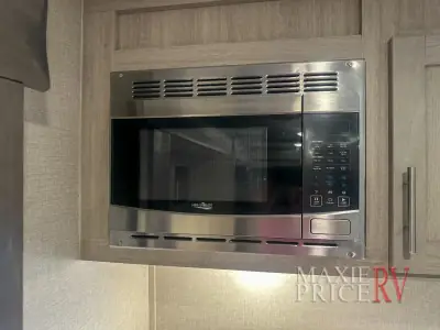 2022 Coachmen Catalina Legacy 333RETS photo 20